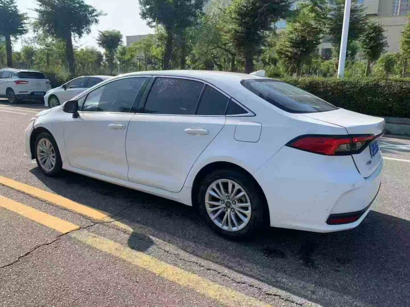 湛江21年丰田亚洲龙7