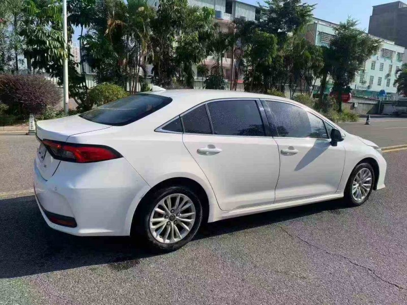 湛江21年丰田亚洲龙8