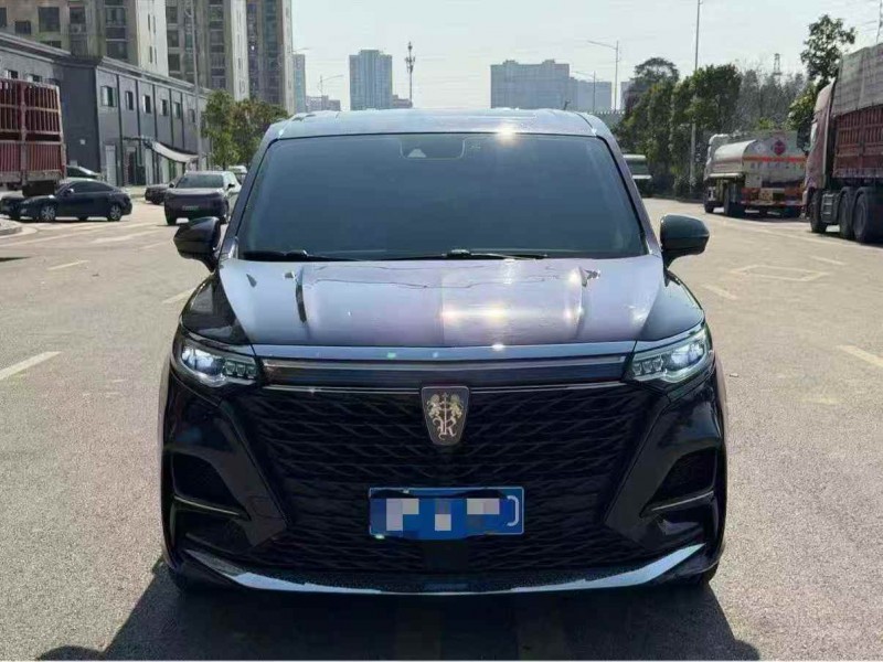 张家界21年荣威IMAX81