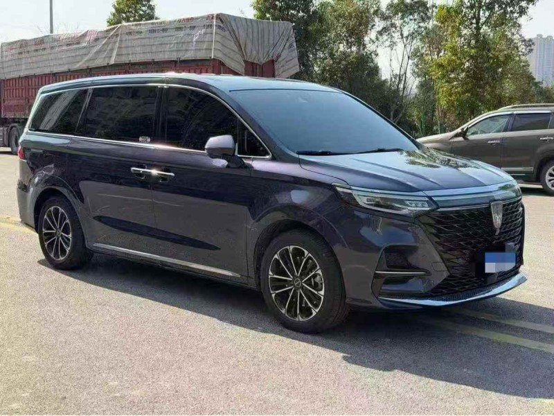 张家界21年荣威IMAX82