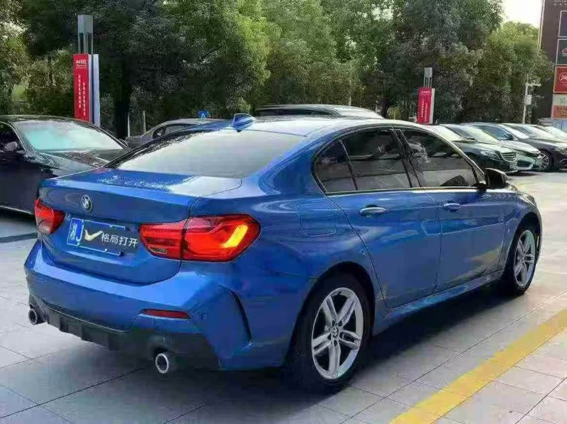 深圳20年宝马1系7