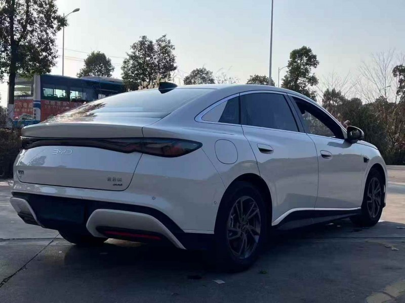 常州25年比亚迪海豹8