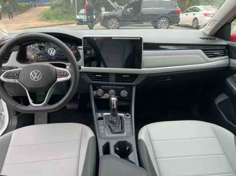 南宁25年大众宝来5