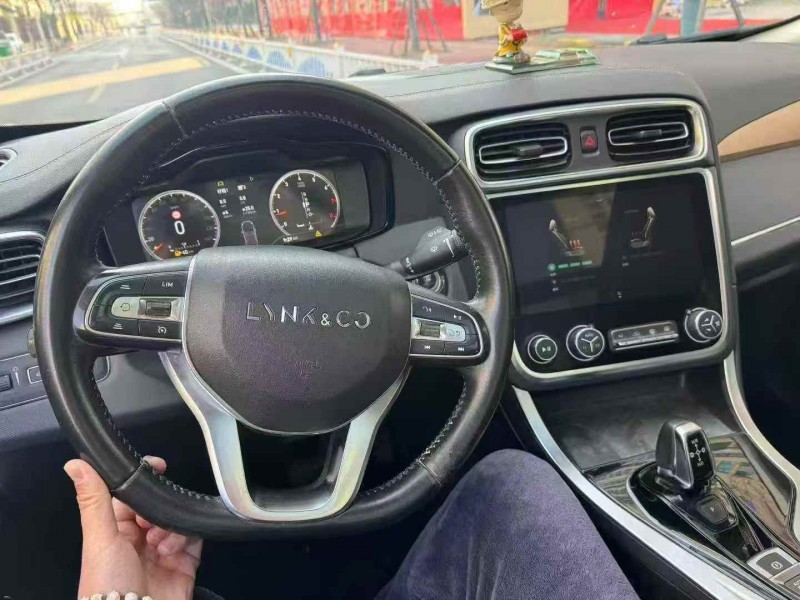 金华19年领克014