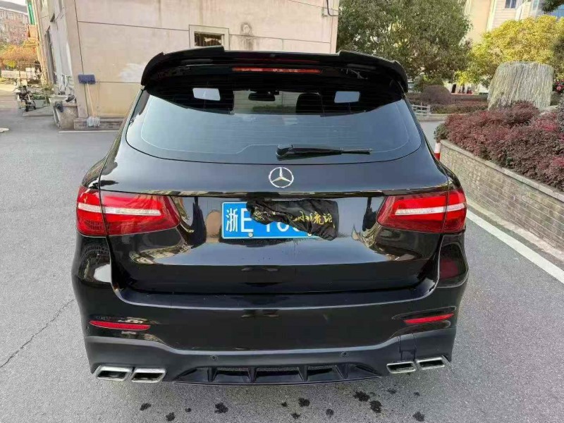 金华18年奔驰GLC9