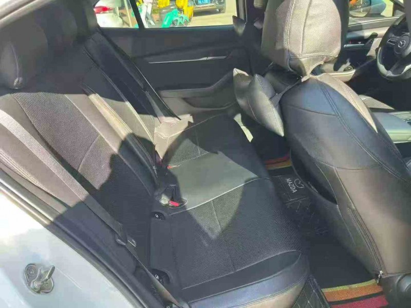 南宁21年马自达昂克赛拉6