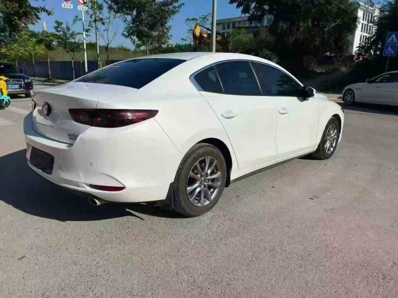 南宁21年马自达昂克赛拉7