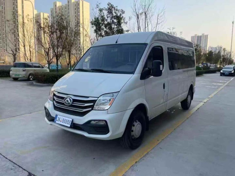 济宁24年大通V802