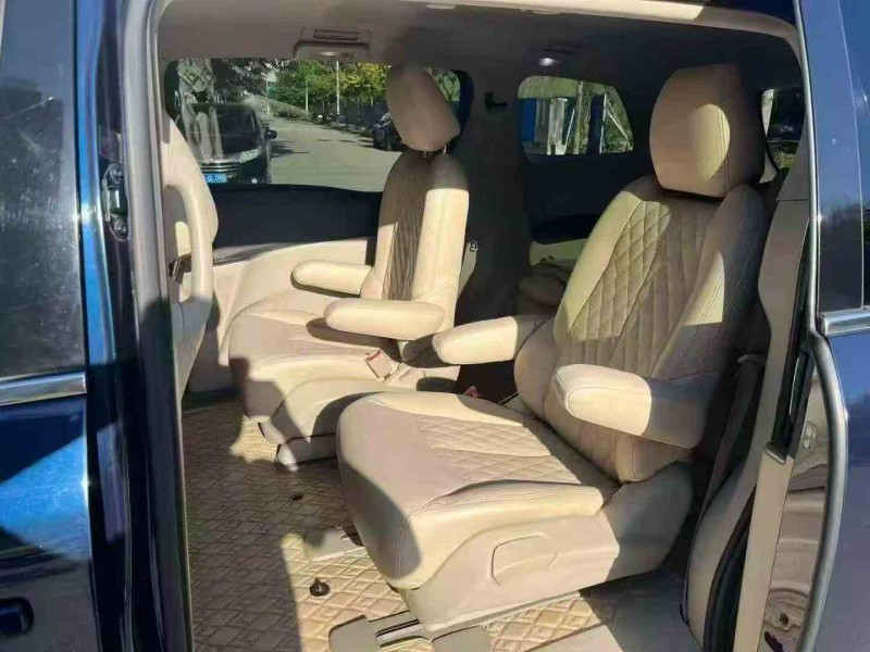 南宁16年别克GL86