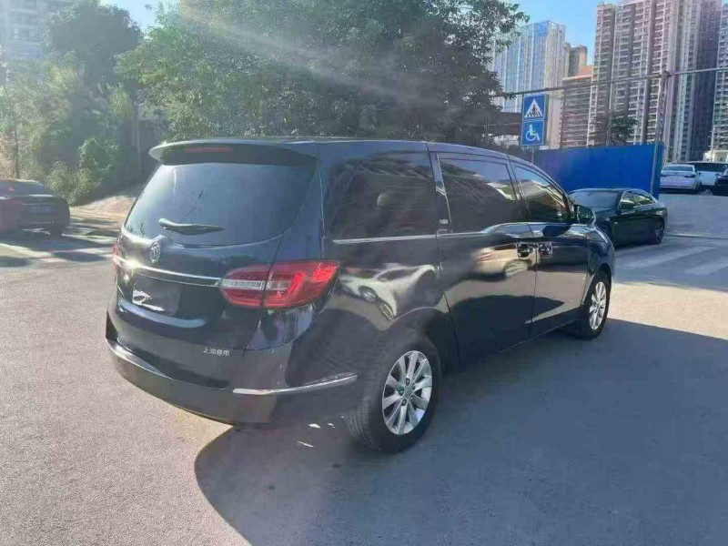 南宁16年别克GL87