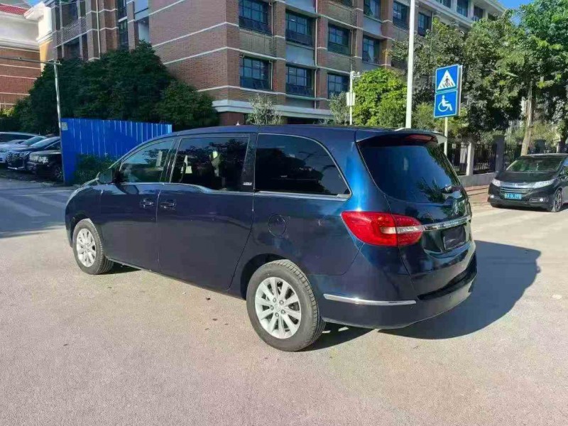 南宁16年别克GL88