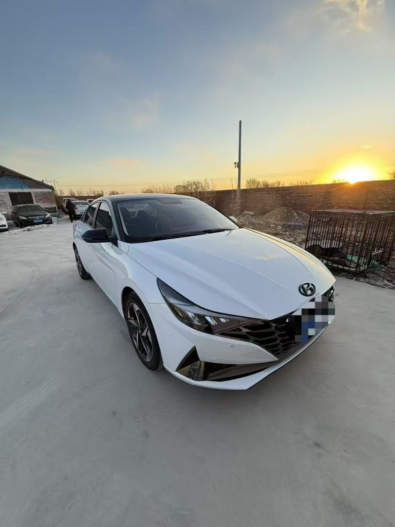 包头23年现代伊兰特3