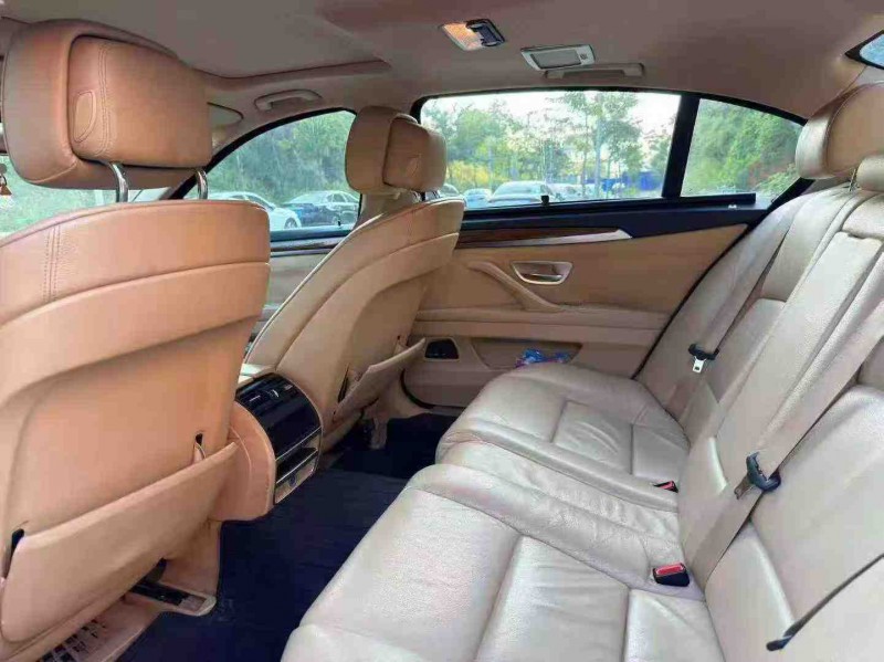 南宁11年宝马5系6