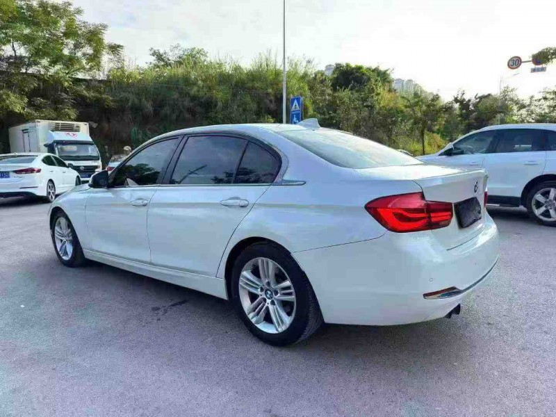 南宁17年宝马3系7