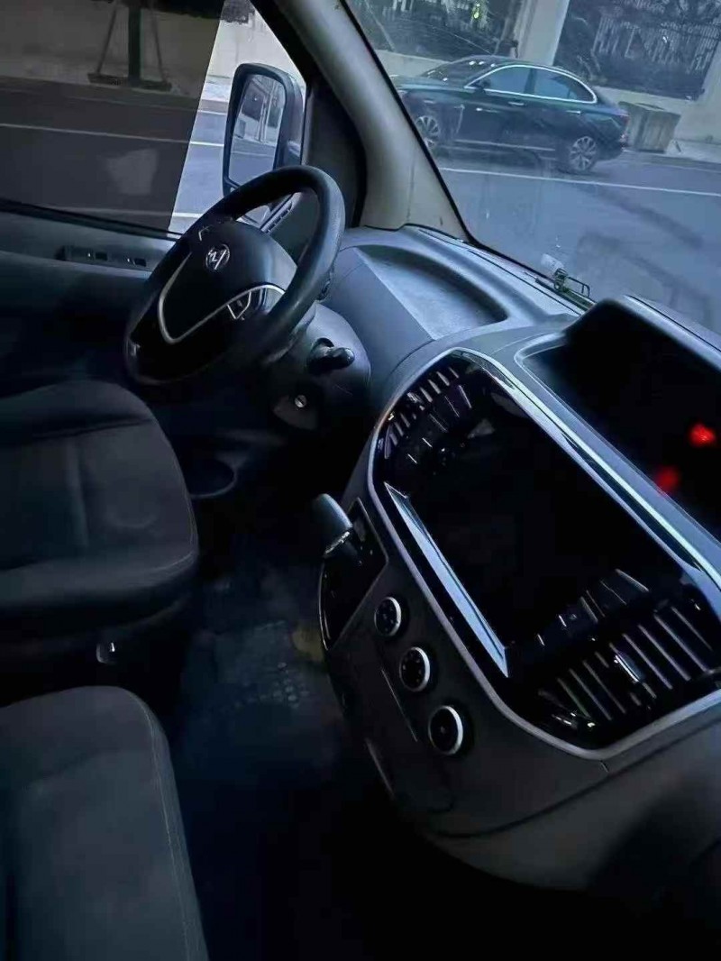 安庆20年大通V804