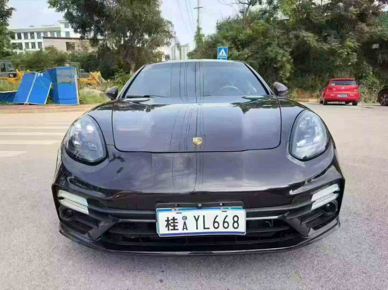 南宁11年保时捷帕拉梅拉1