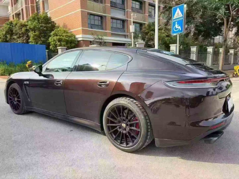 南宁11年保时捷帕拉梅拉8