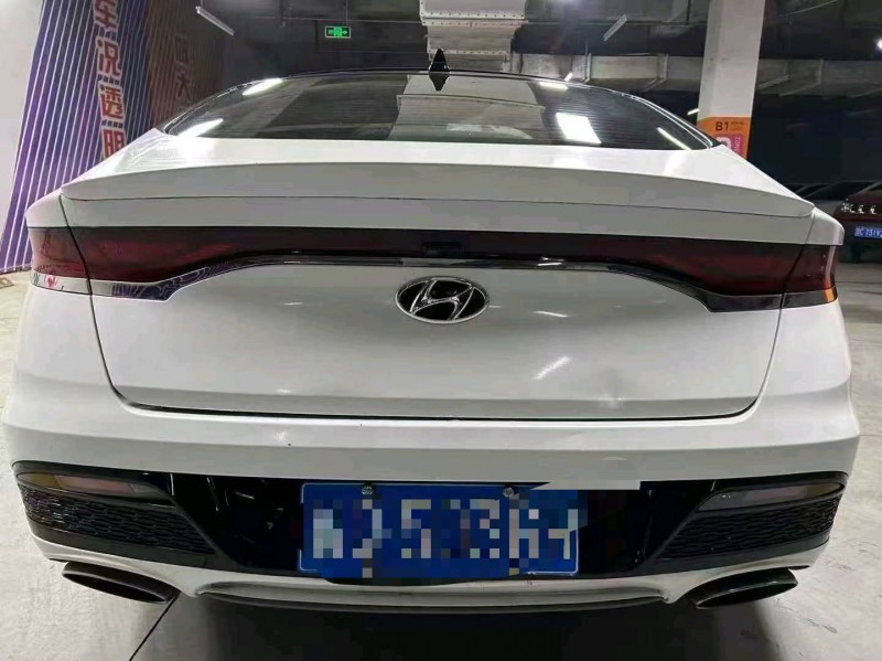 成都19年现代菲斯塔4