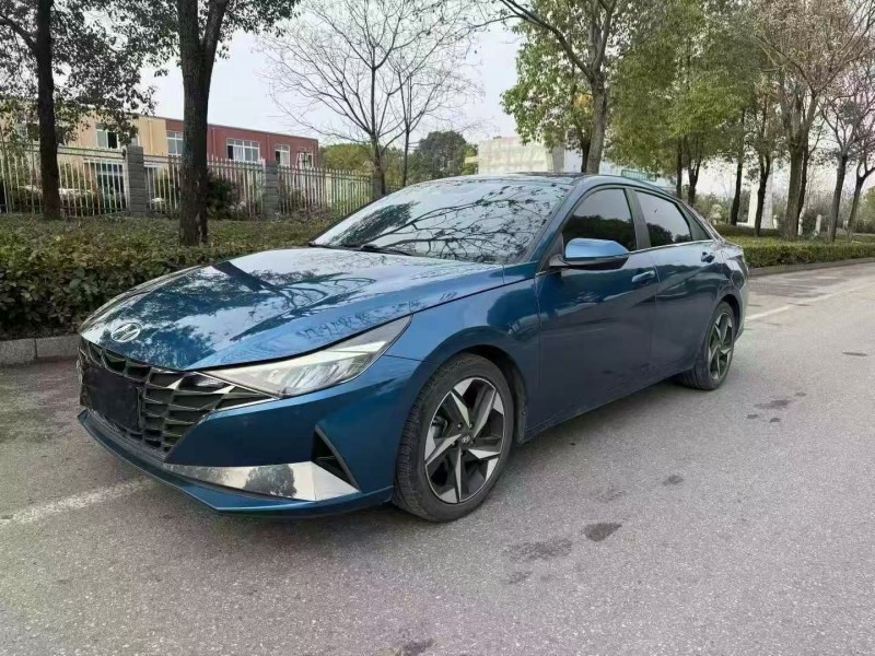 娄底22年现代伊兰特2