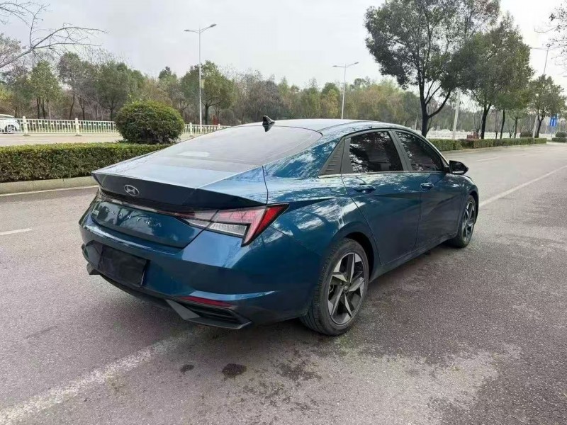 娄底22年现代伊兰特8