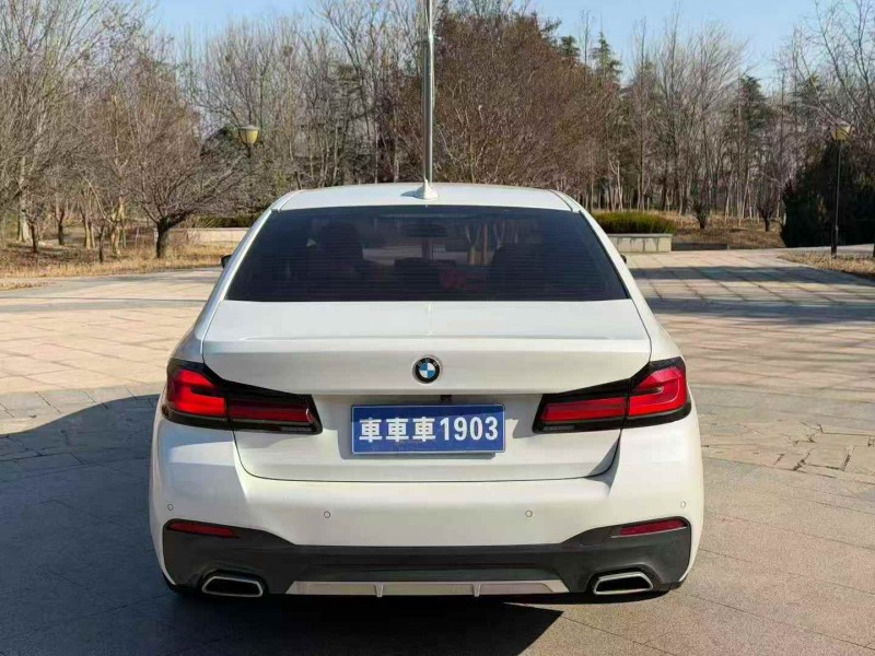 东营21年宝马5系9
