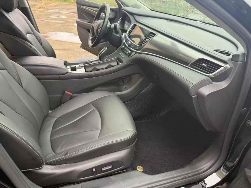 徐州22年别克君越6