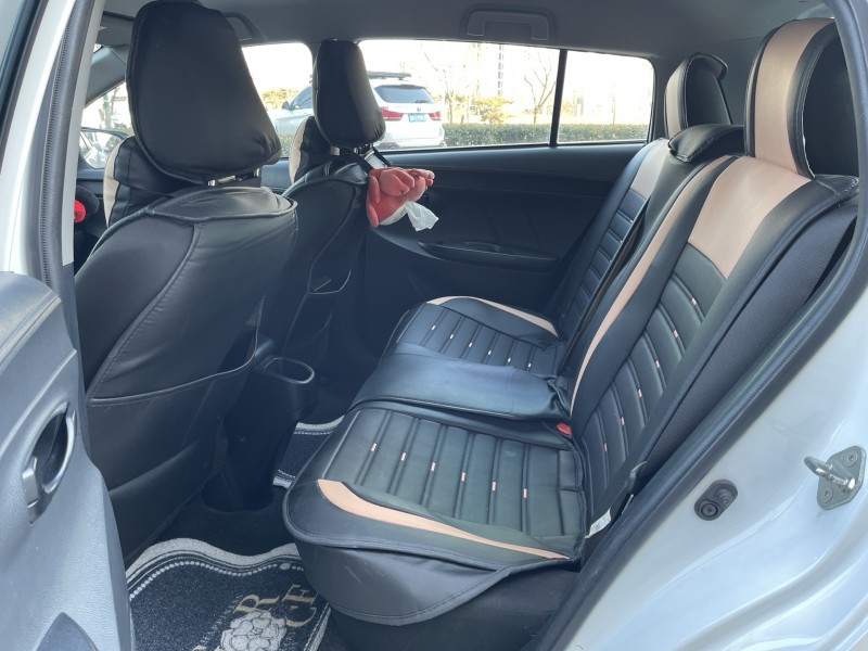 济宁17年丰田YARiS L 致炫5