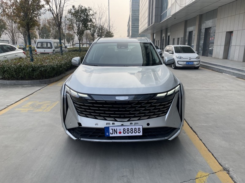 濟寧23年吉利博越1