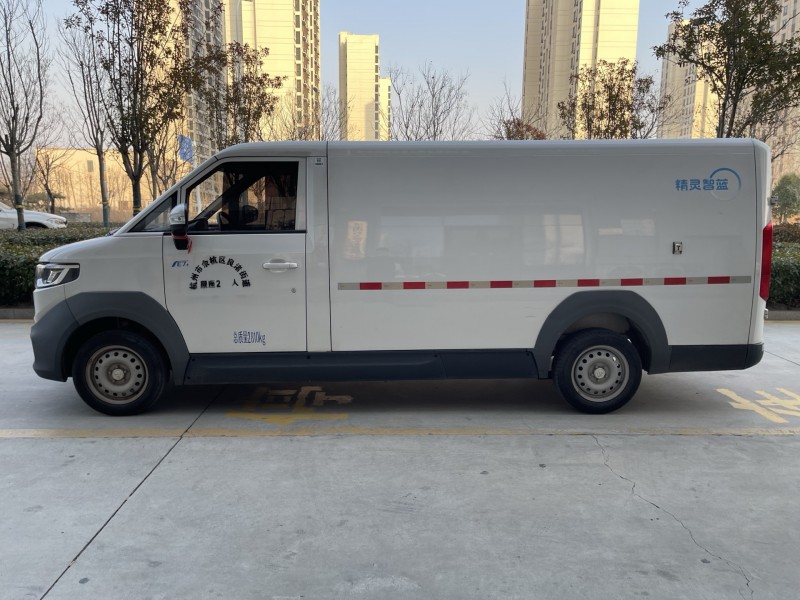 济宁24年福田智蓝精灵8