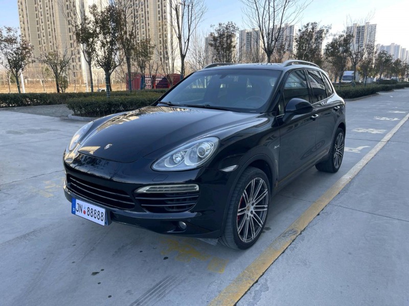 濟寧16年保時捷卡宴2