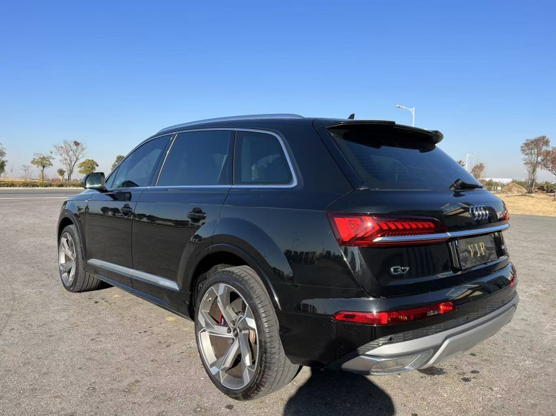 徐州23年奥迪Q76