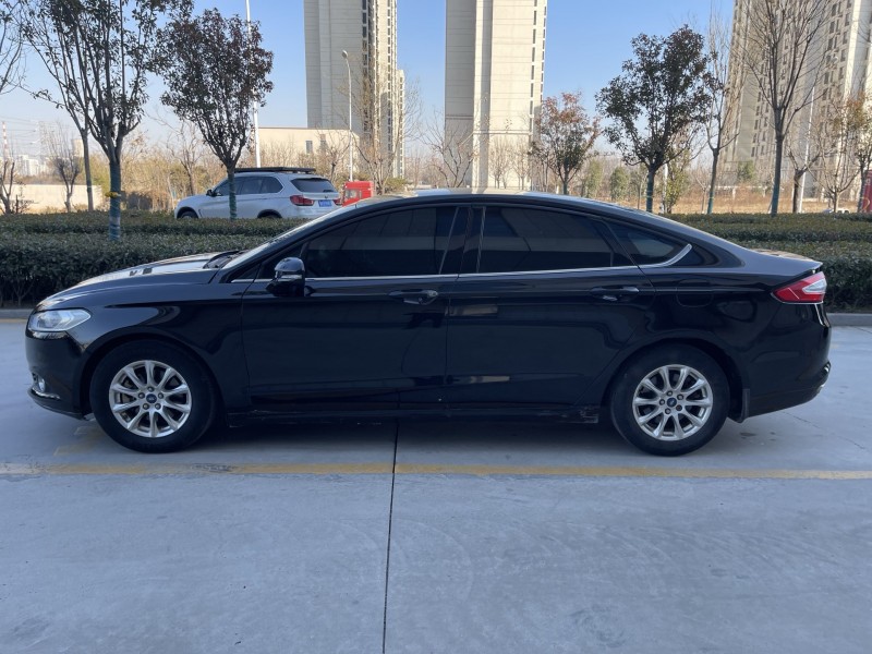 济宁13年福特蒙迪欧7