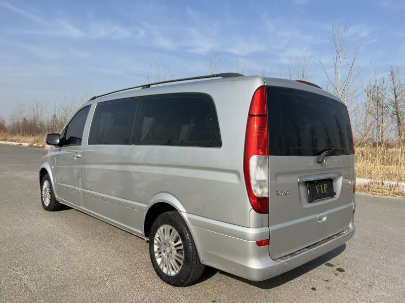 徐州14年奔驰威霆6