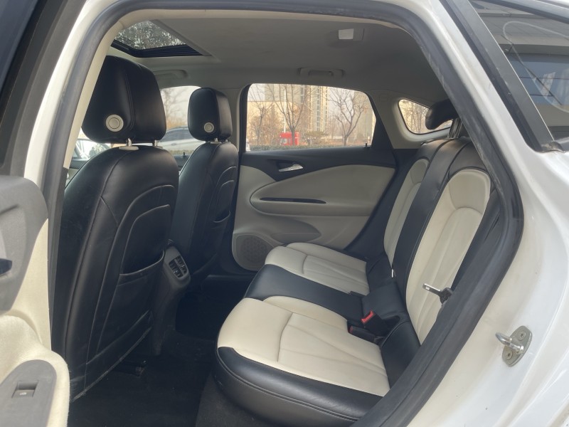 济宁20年别克威朗6