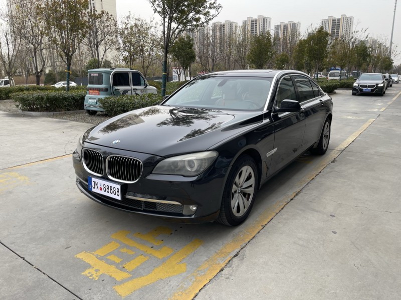 济宁11年宝马7系2