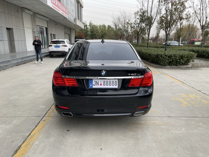 济宁11年宝马7系5