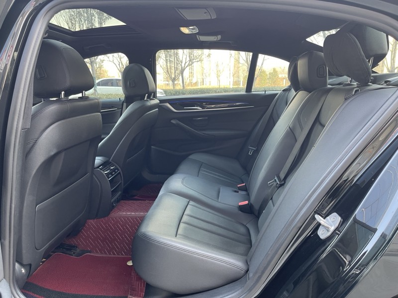 济宁18年宝马5系6