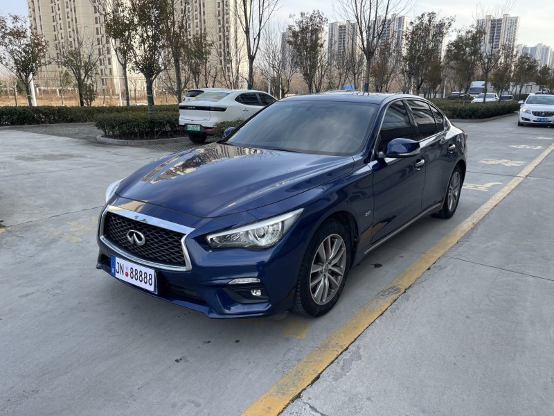 济宁25年英菲尼迪Q50L4