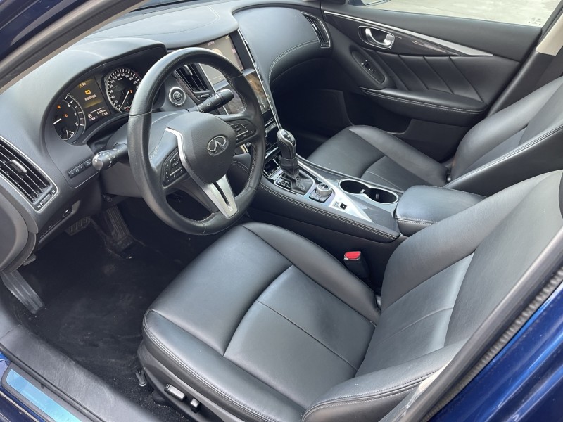 济宁25年英菲尼迪Q50L8