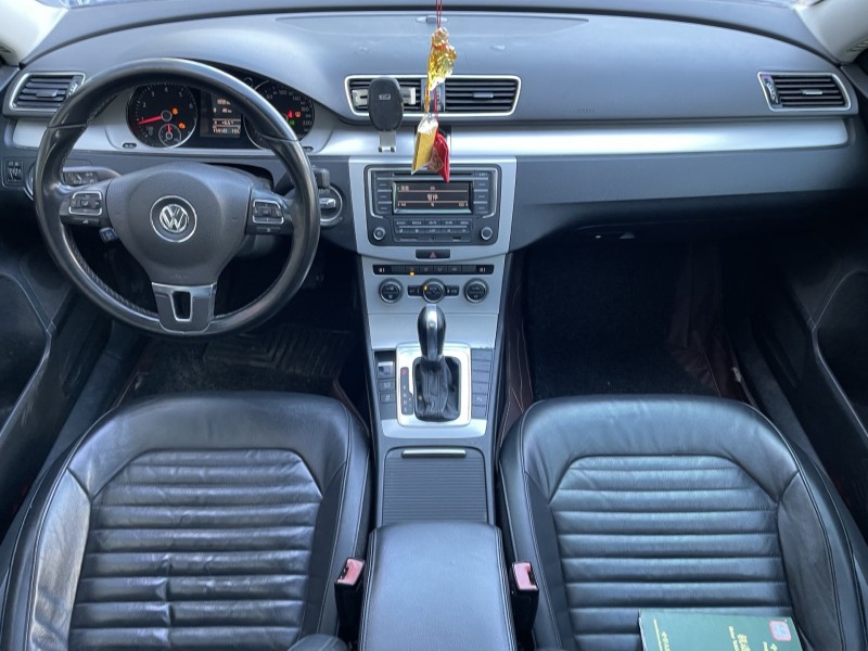 济宁16年大众迈腾4