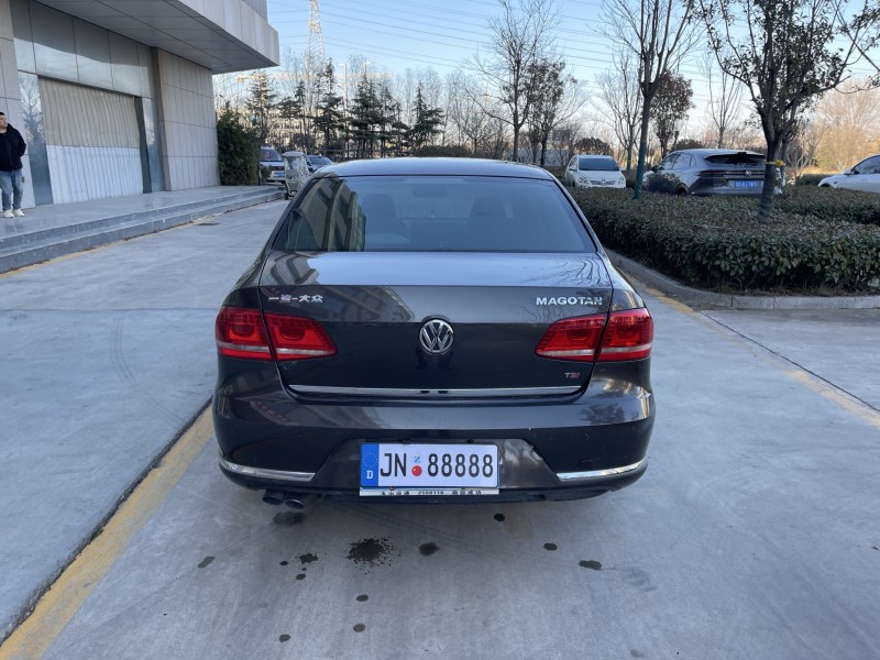 济宁16年大众迈腾9