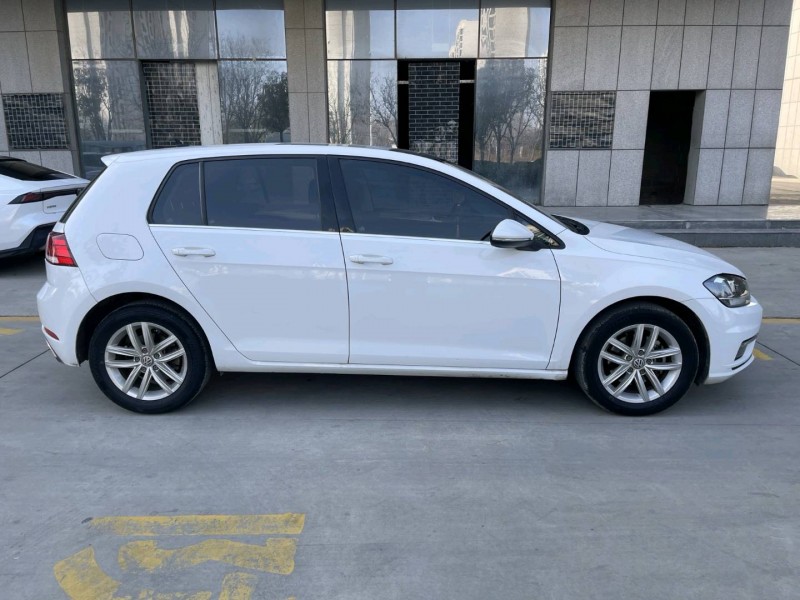 济宁19年大众高尔夫8