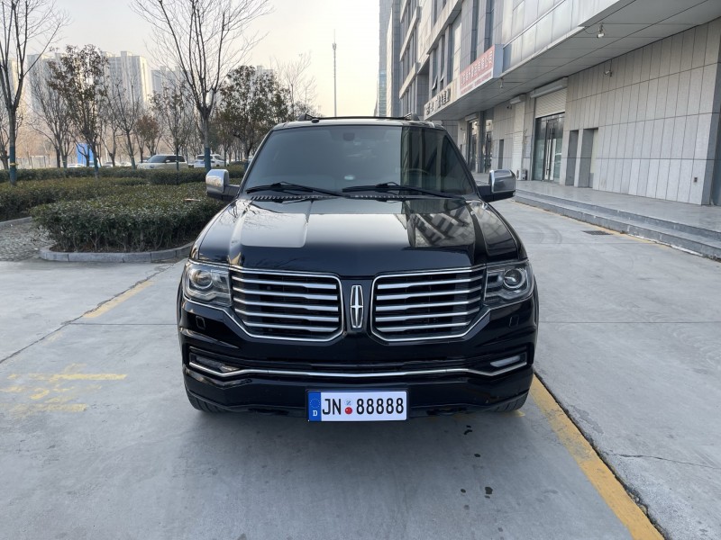 济宁18年林肯领航员1