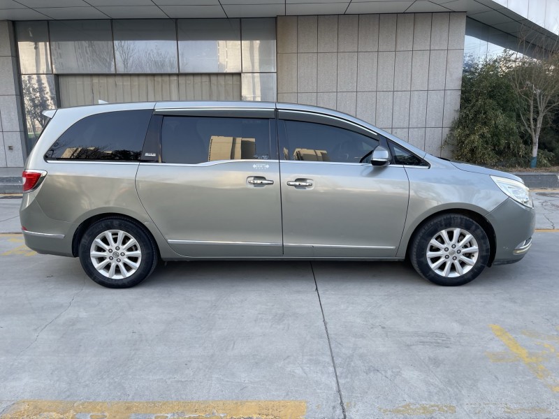 济宁13年别克GL87