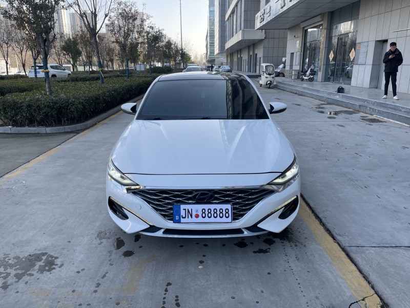 济宁19年现代菲斯塔1