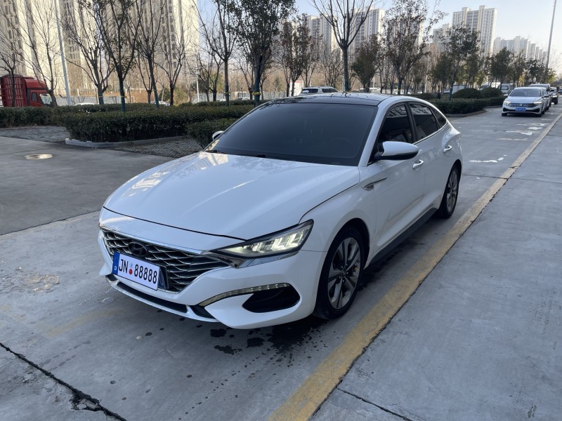 济宁19年现代菲斯塔2