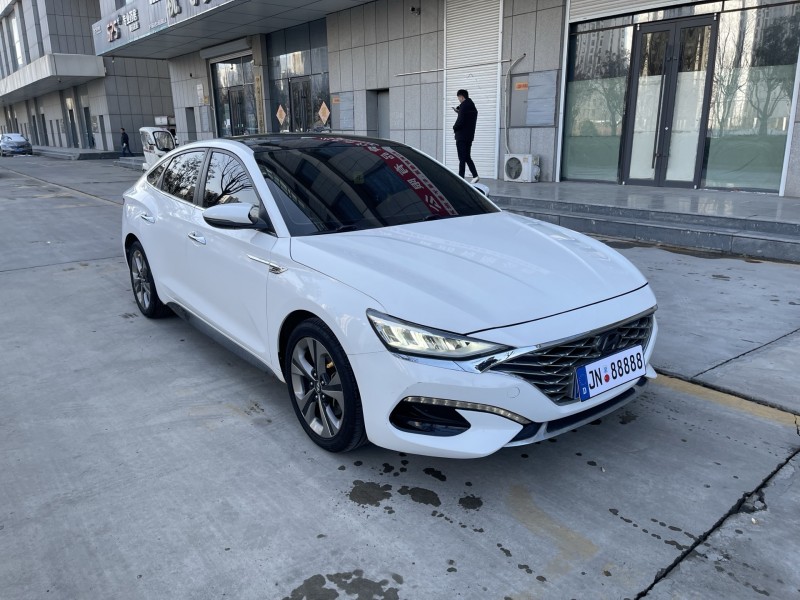 济宁19年现代菲斯塔3