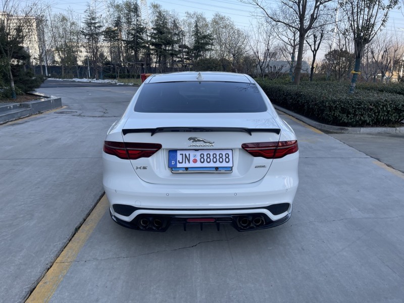 济宁21年捷豹XEL9