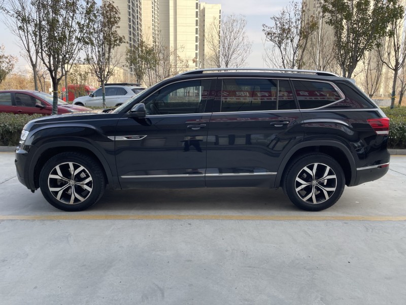 济宁19年大众途昂8