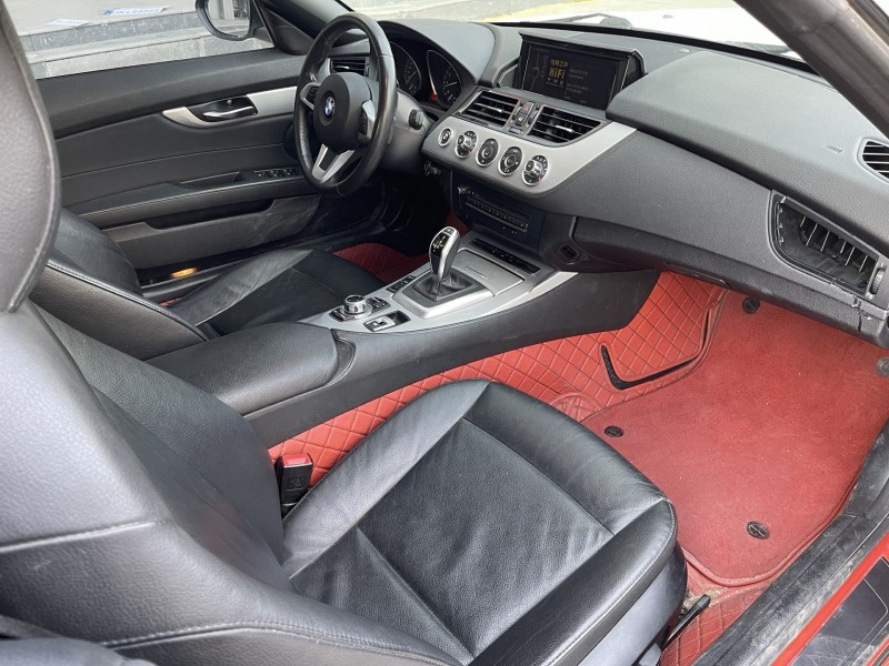 济宁17年宝马Z46